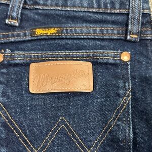 Wrangler Men's Dark Blue Denim Jeans